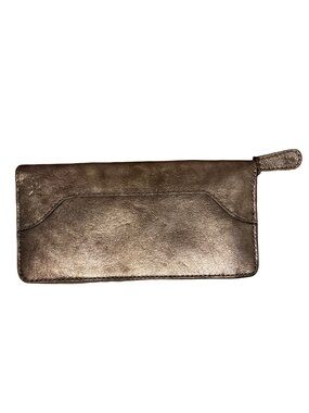 FRYE Melissa Metallic Pewter Leather Zip Wallet.